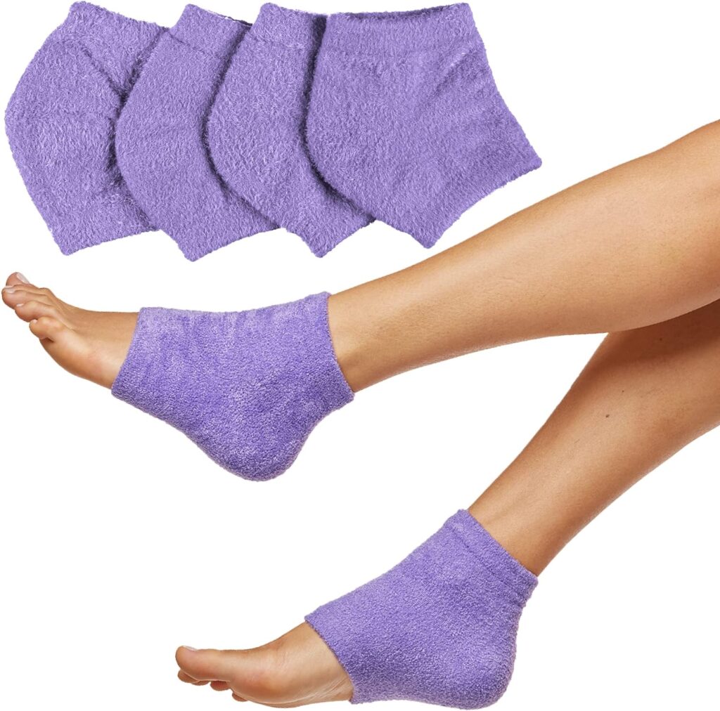 ZenToes Moisturizing Fuzzy Sleep Socks with Vitamin E, Olive Oil and Jojoba Seed Oil to Soften and Hydrate Dry Cracked Heels (Regular, Purple)